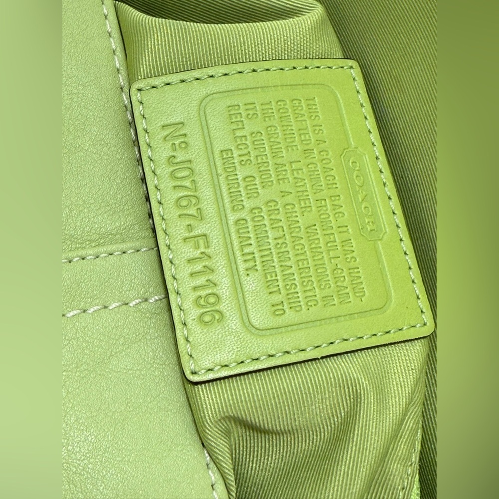 Vintage Coach Buckle Flap Shoulder Bag Soho Pistachio Green Leather F1196 - Picture 11 of 14